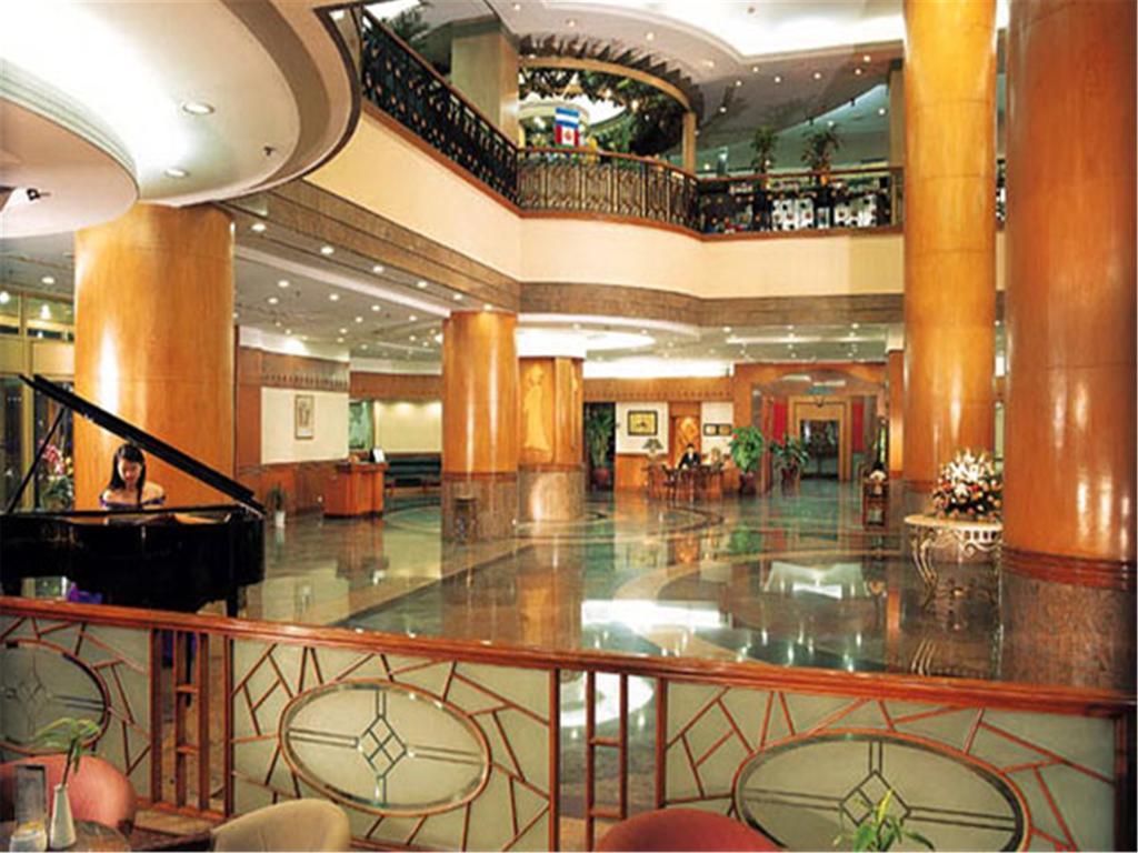 فندق Gloria Plaza شنيانج المطعم الصورة
